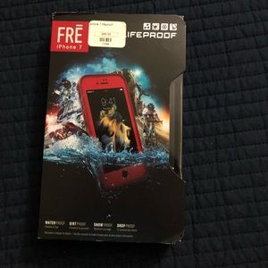 Life case water proof.